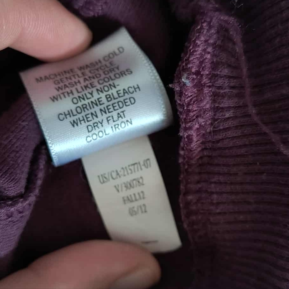4/$10 ✨ Banana Republic Deep Purple Knit Top‎ Long Sleeve - Picture 6 of 6